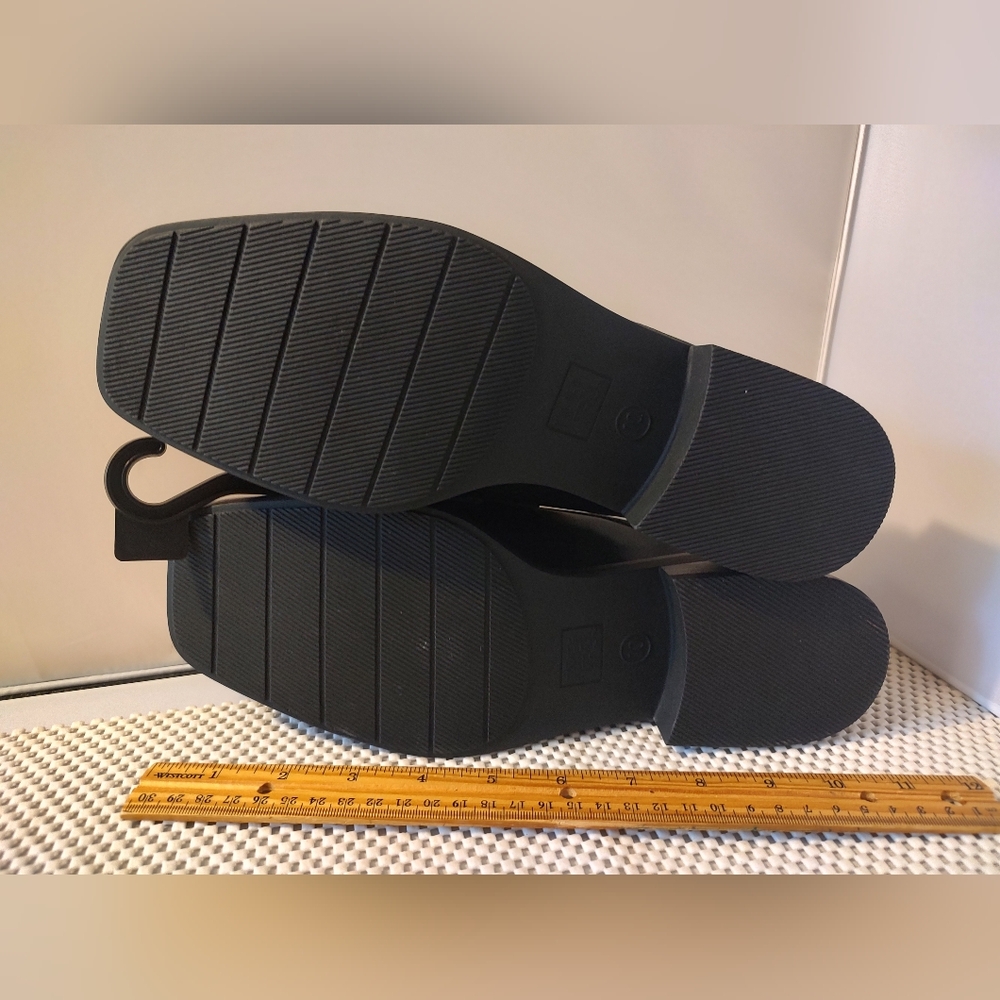 Time and Tru Women's Size 10 Loafer Mules Black w/Gold Hardware NWT Shoes - Picture 4 of 4
